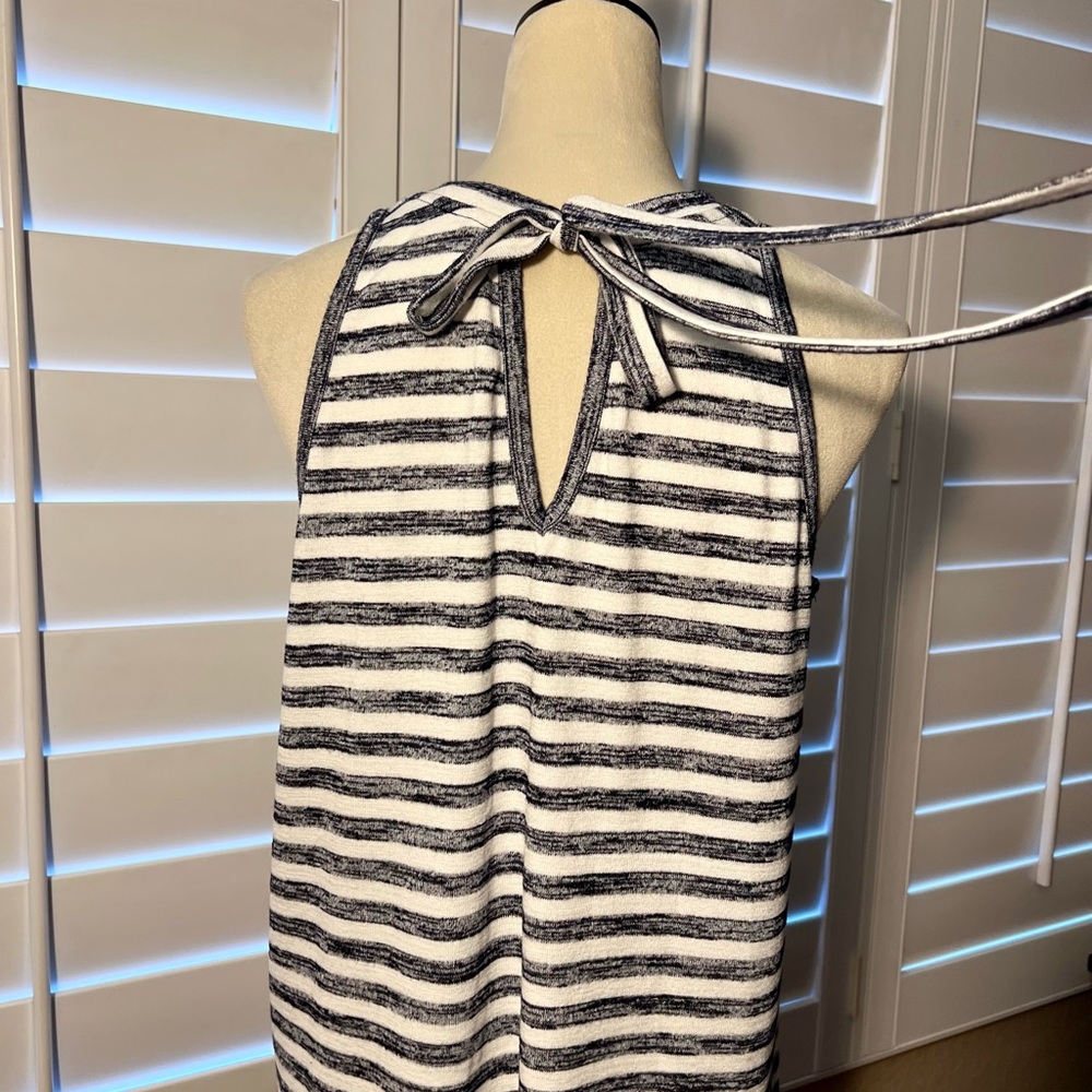 Market and Spruce tank top. Large.